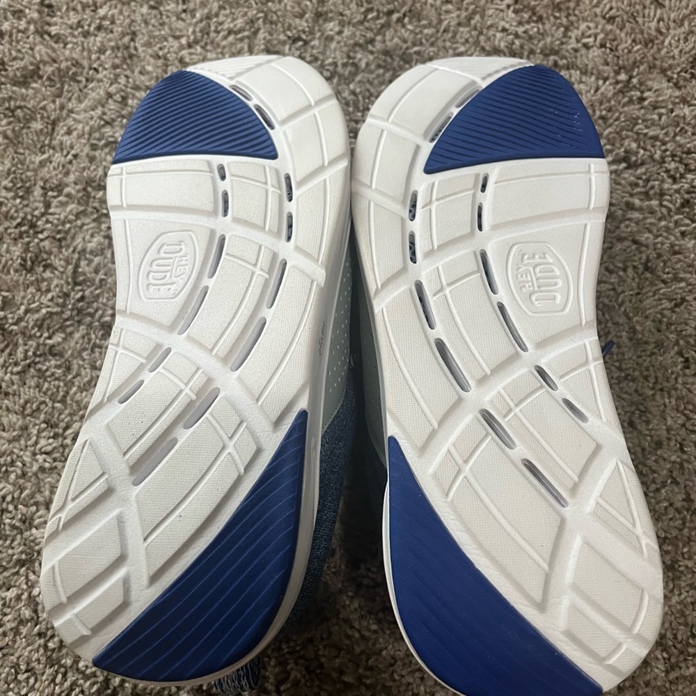 Hey Dude HEY20 Blue and White Loafers Slip-Ons (NEVER WORN) - Picture 4 of 4